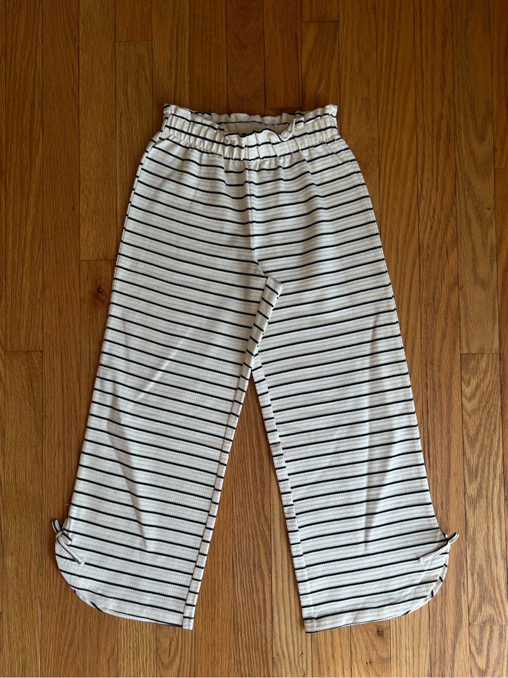 H&M Girls Black & Cream Striped Jersey Set - Picture 4 of 7